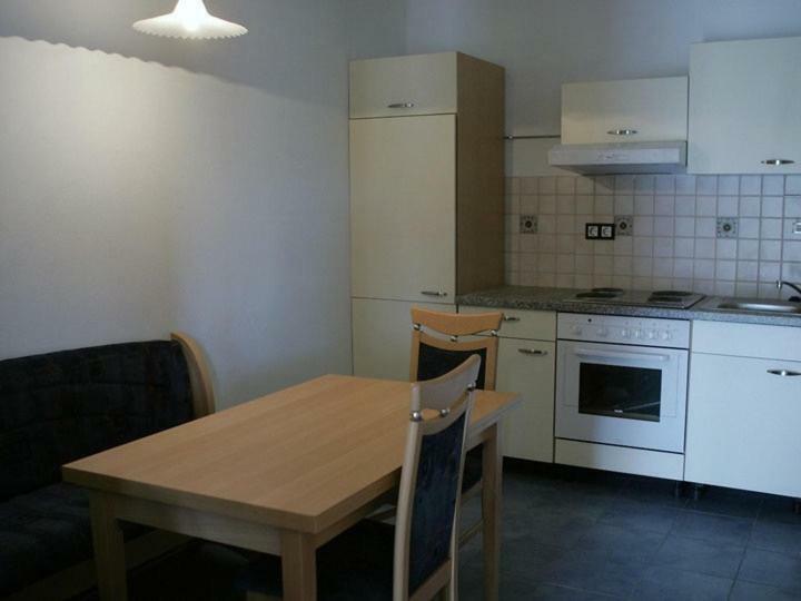 Apartments Mali Raj Dolenci エクステリア 写真